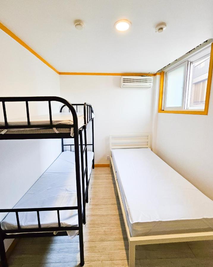 Travelers A Korea Hostel ソウル特別市 エクステリア 写真