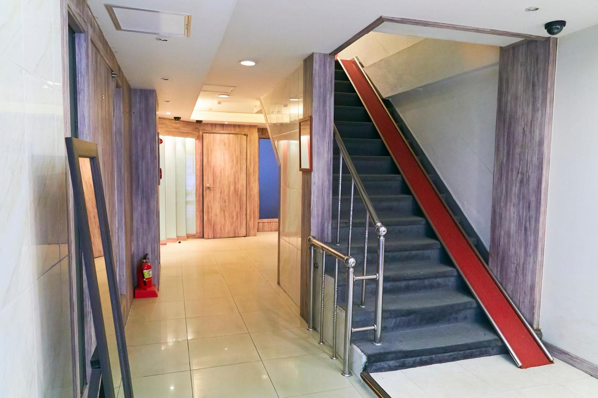 Travelers A Korea Hostel ソウル特別市 エクステリア 写真